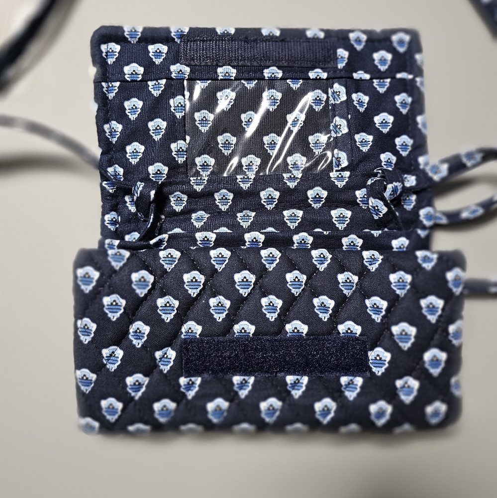 Vera Bradley Nantucket Trifold Wallet Checkbook Crossbody Removable Strap Navy - Picture 3 of 7